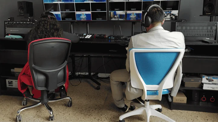People monitoring screens for incidents