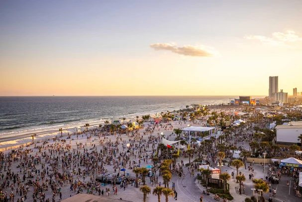 Hangout Fest 2024
